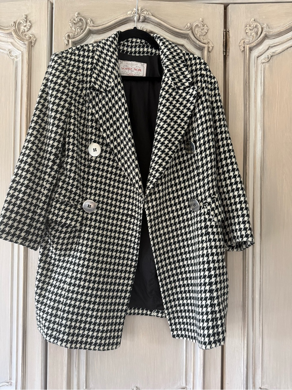 Votre Nom Black and White Houndstooth Double-Breasted Blazer